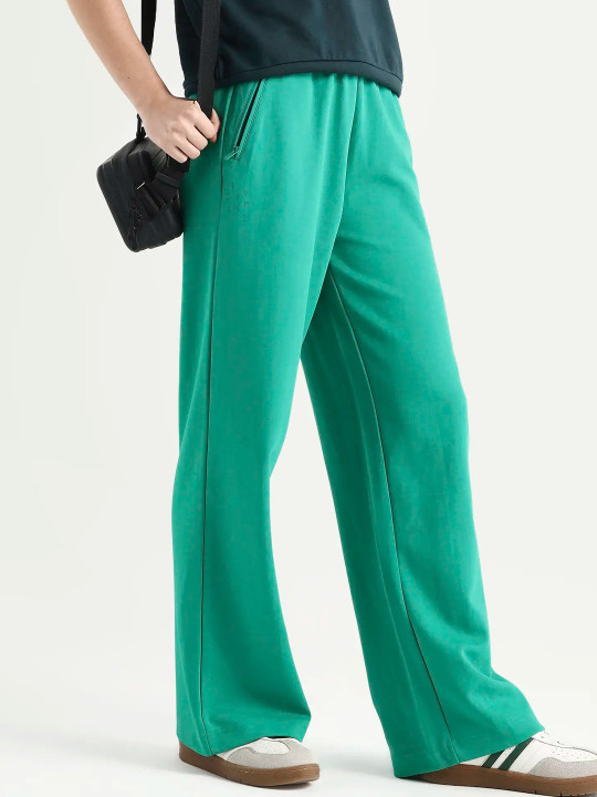 ARTICALE Women Green Plain Relaxed Fit Flared Track Pant