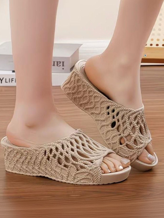 glitchez Women Sliders