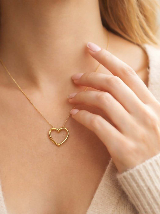 De-Ultimate Gold-Plated Pendants with Chains