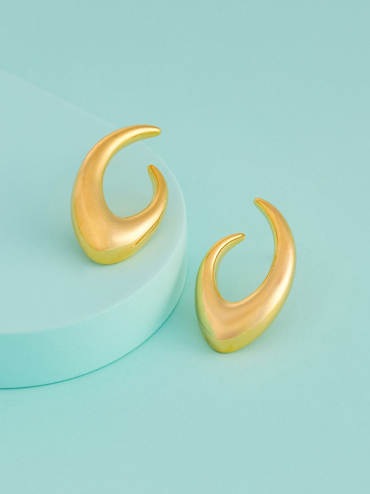 Kushal's Fashion Jewellery Gold-Plated Classic Studs Earrings