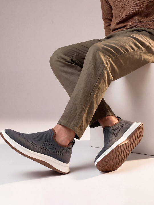 yoho Men Printed Slip-On Sneakers