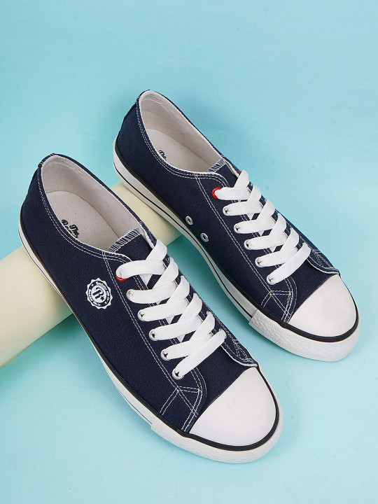 Roadster The Lifestyle Co. Men Everyday EVA or Rubber Casual Sneakers