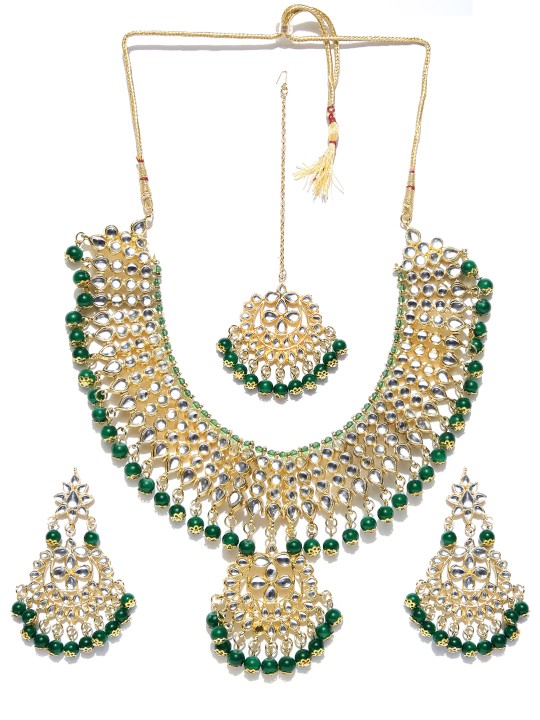 Green Gold-Plated Stone-Studded Beaded Jewellery Set