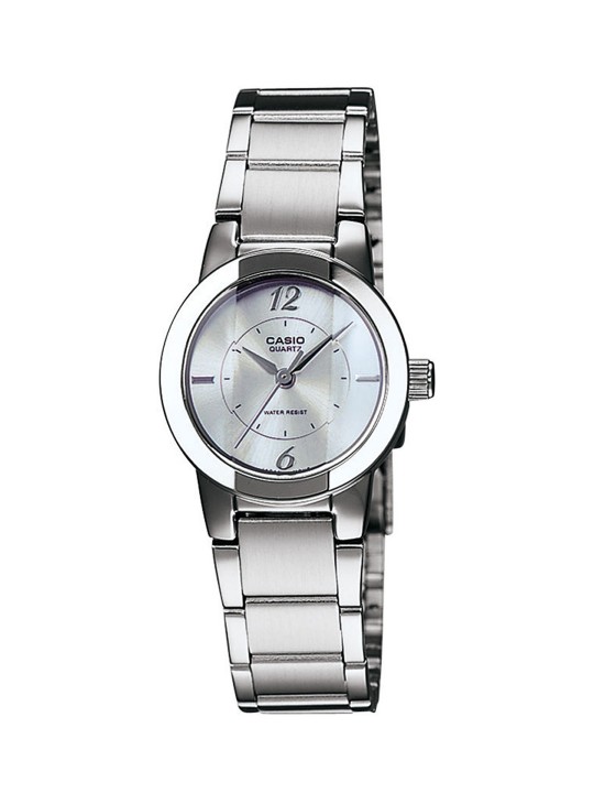 Enticer Women Silver Analogue Watch LTP-1230D-7CDF SH35