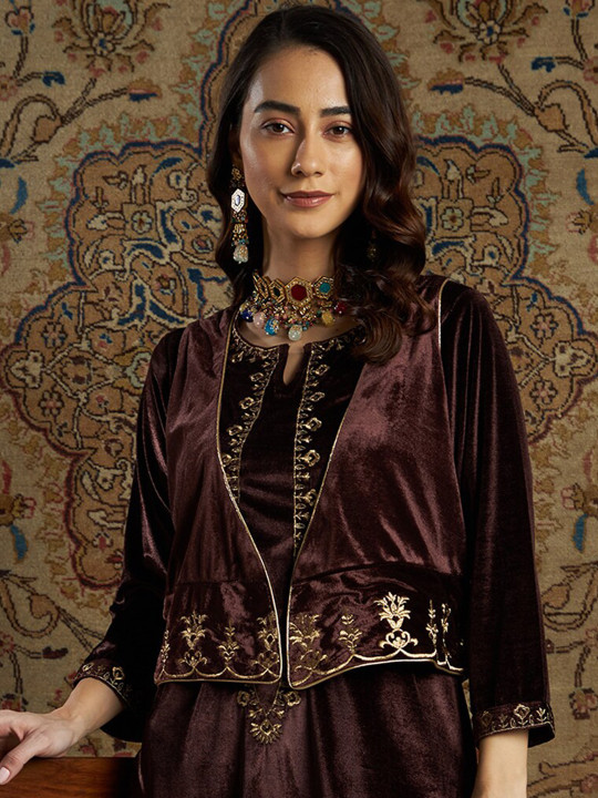 Shae by SASSAFRAS Women Brown Zari Embroidered Waistcoat