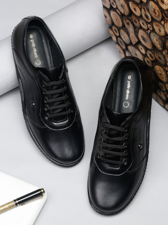 pelle albero Men Black Solid Leather Formal Derbys