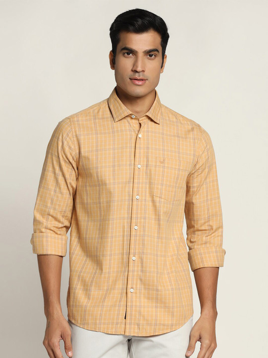 Blackberrys Men Slim Fit Checked Casual Cotton Shirt