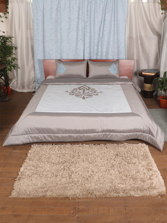 ZEBA Multicoloured Set of 3 Ethnic Motifs Mild Winter 500 GSM Double Bed Quilt with 2 Pillow Shams