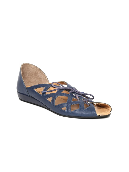 Women Navy Cut-Out Leather Flats 39