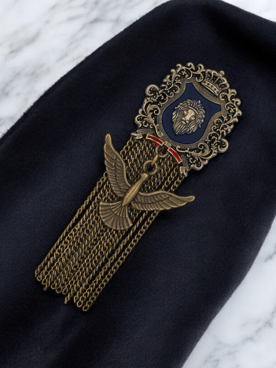 Mahi Men Lion Bird Shaped Hanging Chain Brooch