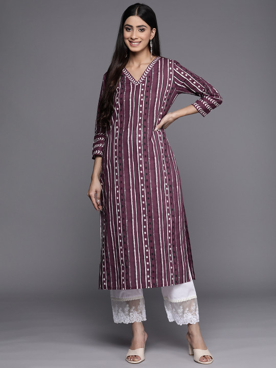 Varanga Purple Geometric Printed V Neck Pure Cotton Kurta