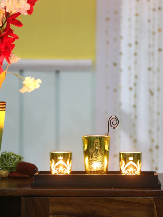 Set Of 3 Green Divine Candle Holders With Tray