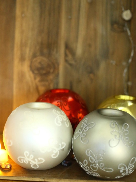 Set Of 4 Candle Holders
