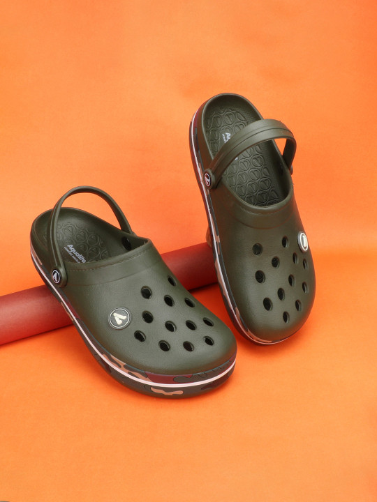 Aqualite Men Round Toe Slip On Clogs