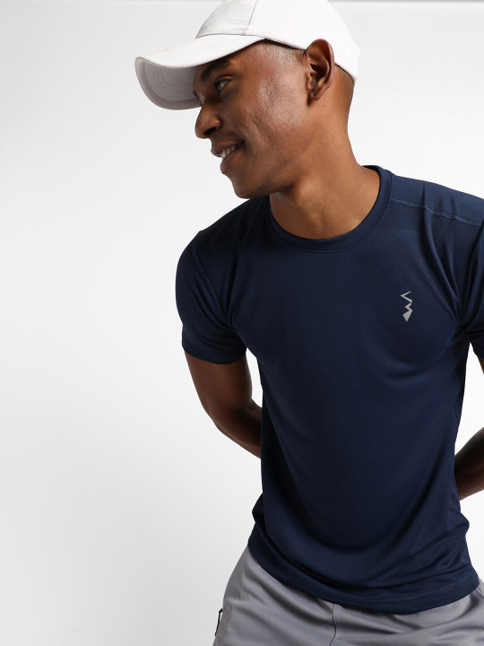 Campus Sutra Round Neck Outdoor T-shirt