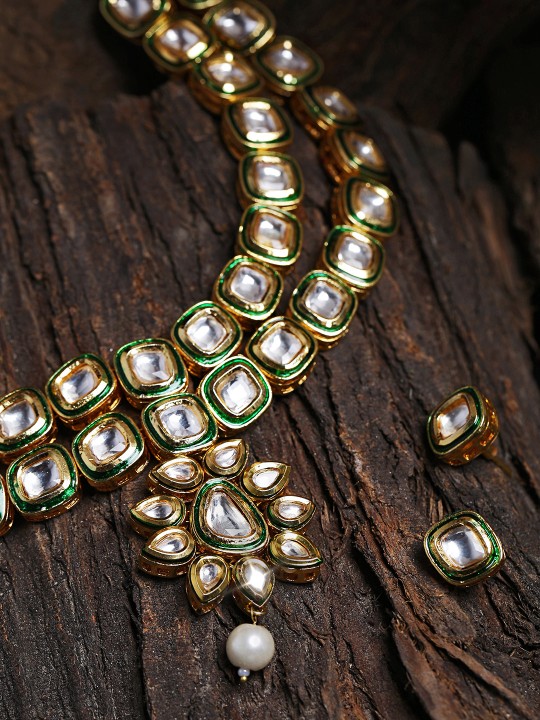 White 18k Gold-Plated Handcrafted Kundan Stone-Studded Jewellery Set