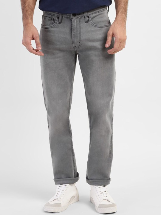 Men Regular Fit Clean Look Light Shad Jeans deal from myntra
