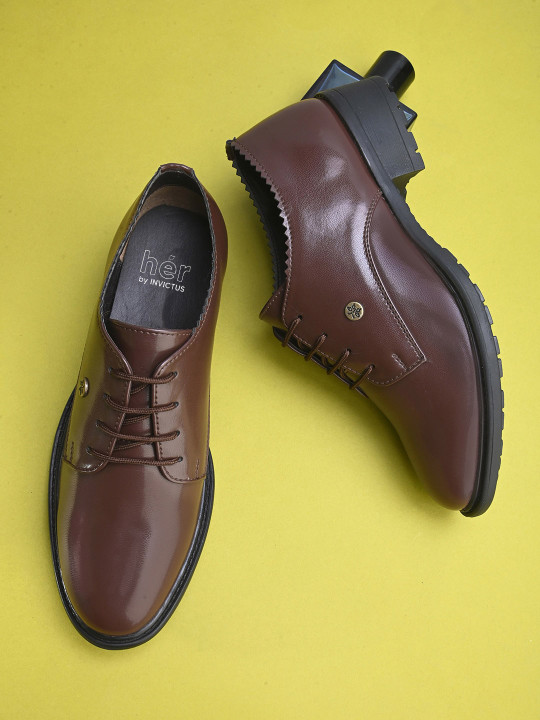 her by invictus Women Brown Round Toe Formal Derbys