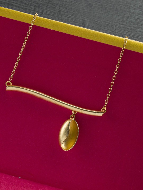 studio voylla necklace