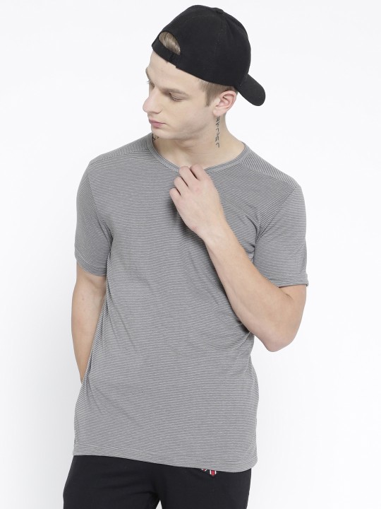 Men Grey Self Design Henley Neck T-shirt XL