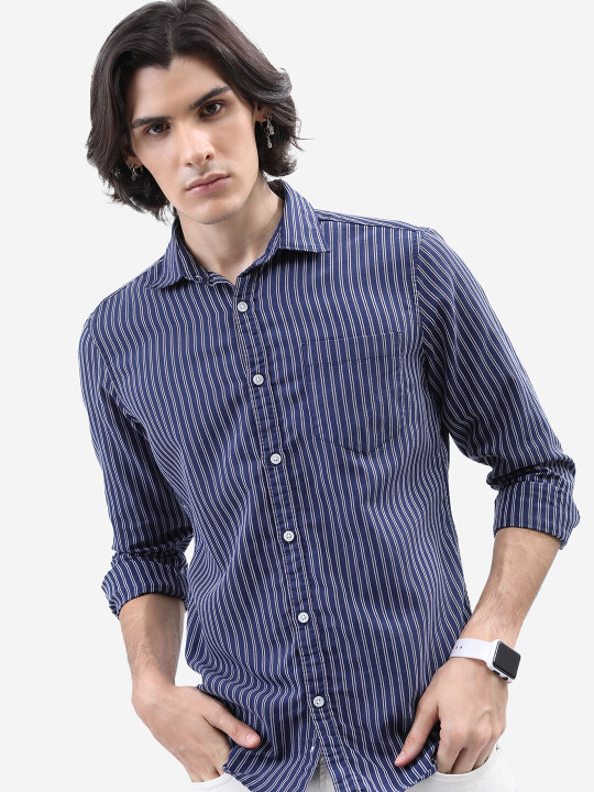 HIGHLANDER Navy blue Vertical Striped Slim Fit Casual Shirt