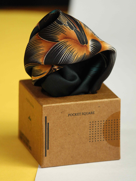 Tossido Men Floral Printed Pocket Square