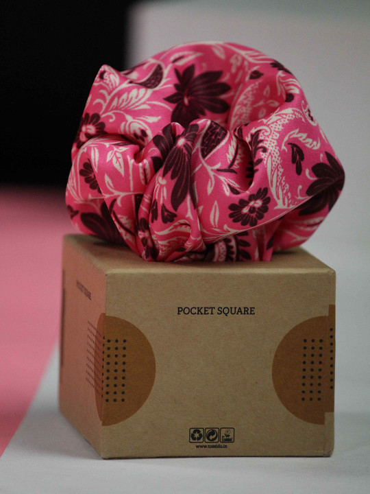 Tossido Men Printed Pink Paisley Microfiber Pocket Square