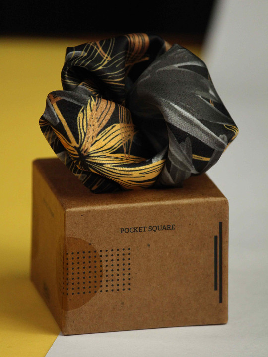 Tossido Men Floral Printed Pocket Square