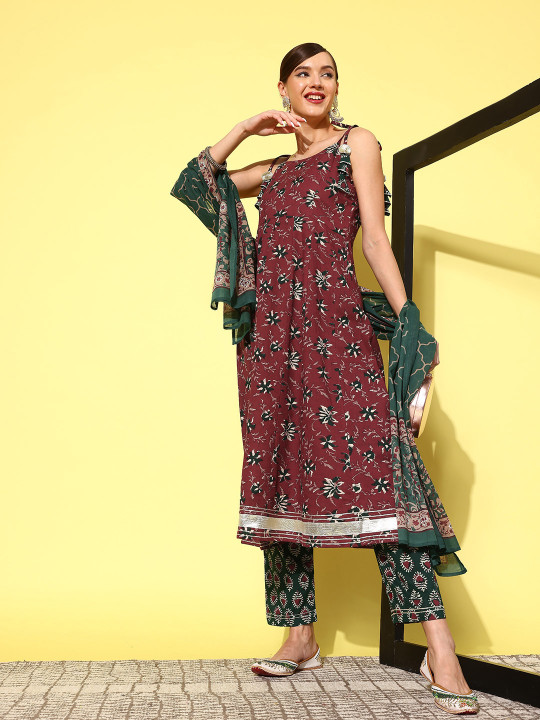 Yufta Women Floral Printed Pleated Gotta Patti Pure Cotton Kurta with Trousers & Dupatta