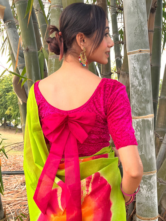 Bindigasm's Advi Floral Embossed Stretchable Velvet Saree Blouse