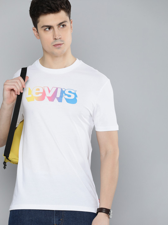 Flat 60% Off On Levis