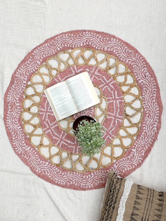 Art Avenue Long Beige & Pink Braided Round Jute Rugs