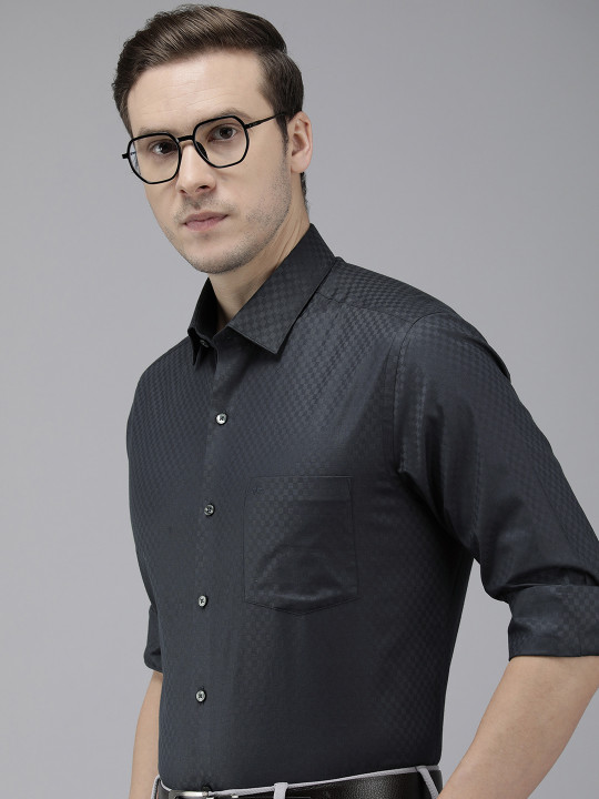 Arrow Self Design Manhattan Slim Fit Pure Cotton Formal Shirt