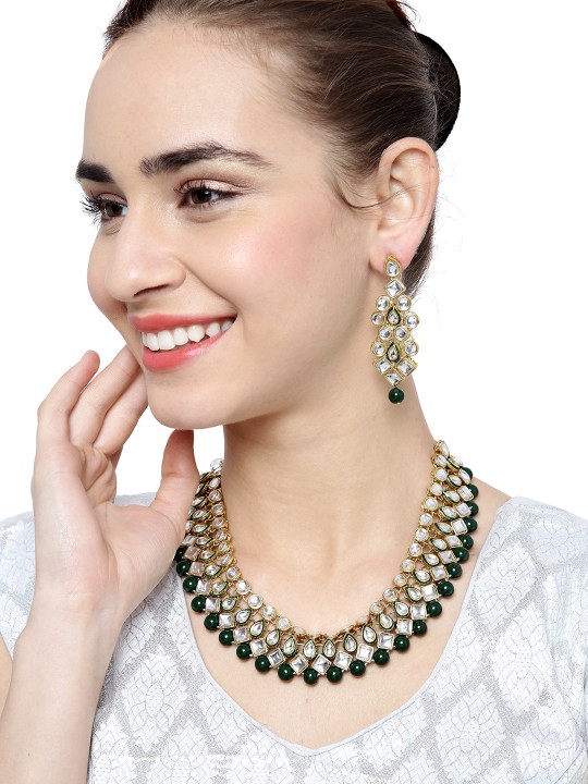 Gold-Toned & Green Stone-Studded Jewellery Set