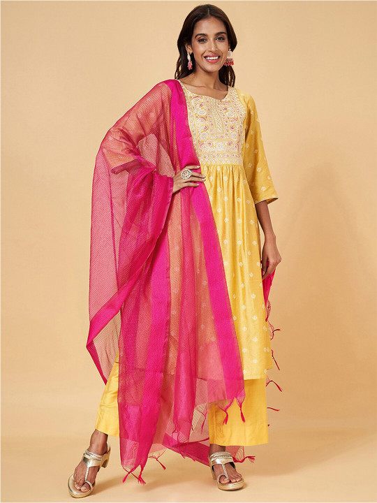 RANGMANCH BY PANTALOONS Striped Tasselled Dupatta