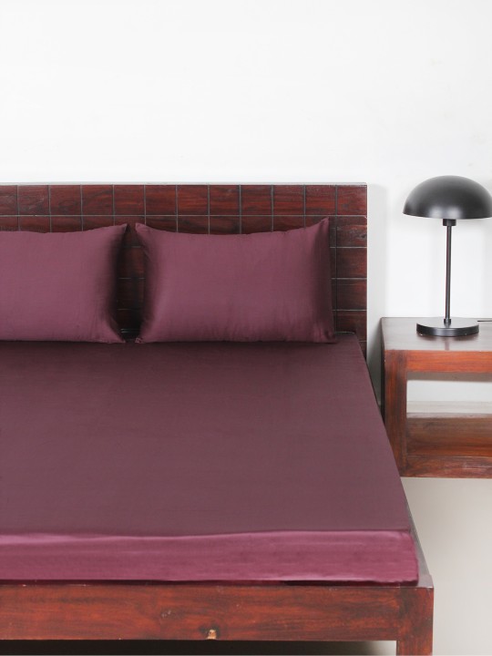 Purple Solid Flat 200 TC Cotton 1 Queen Bedsheet with 2 Pillow Covers