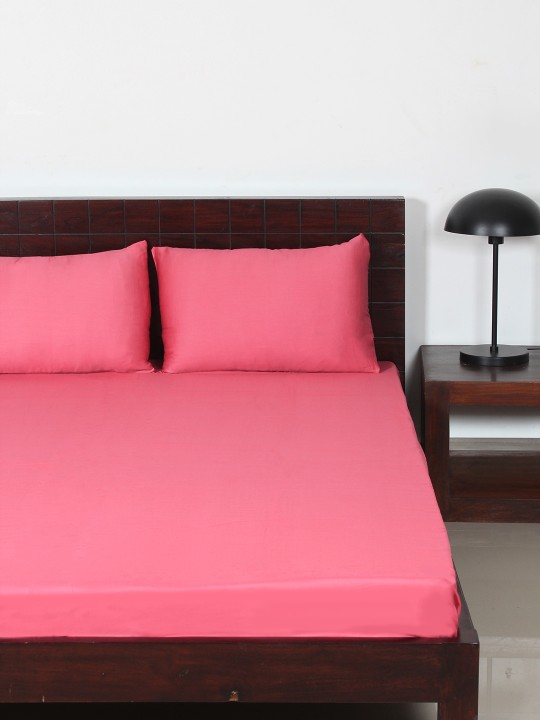 Pink Solid Flat 200 TC Cotton 1 Queen Bedsheet with 2 Pillow Covers