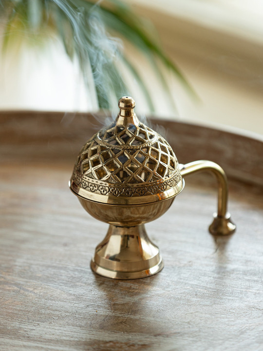 ExclusiveLane Brass Hand Etched Durga Puja Dhoop Dani