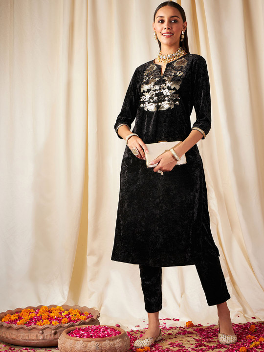 Shae by SASSAFRAS Floral Yoke Design Sequinned Velvet Straight Kurta
