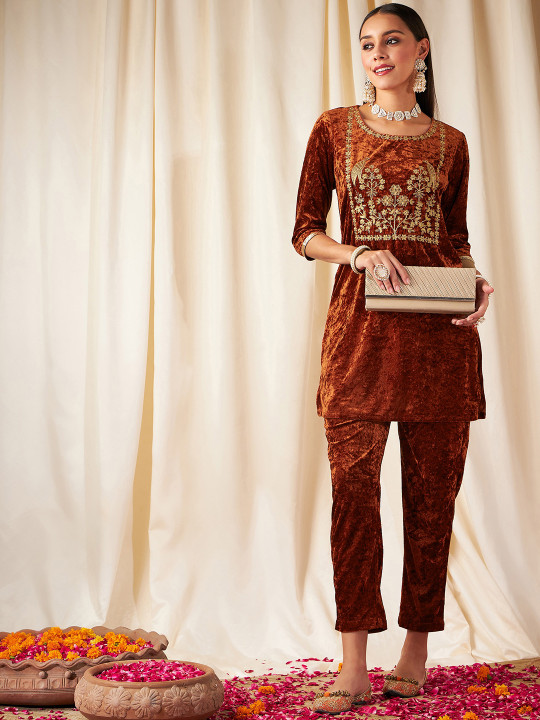 Shae by SASSAFRAS Floral Embroidered Thread Work Velvet Kurti with Trousers