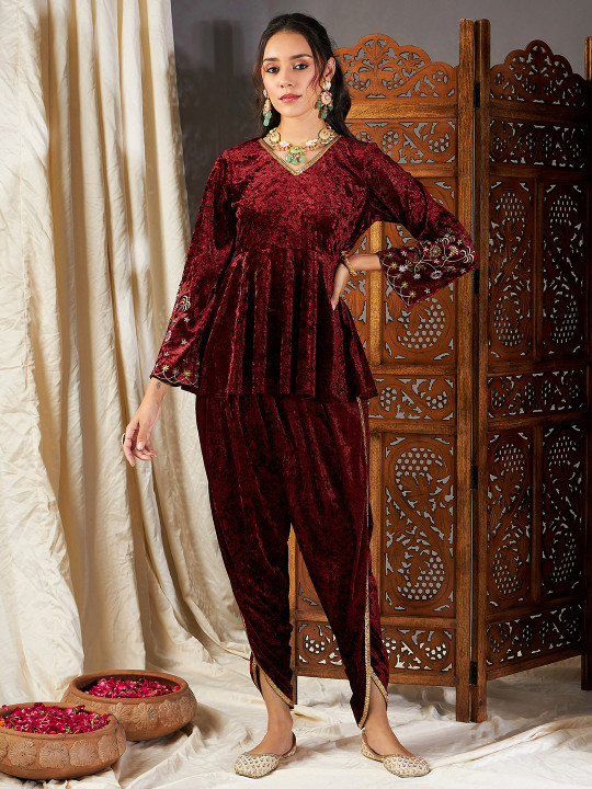 Shae by SASSAFRAS Ethnic Motifs Embroidered Regular Thread Work Velvet Top with Trousers