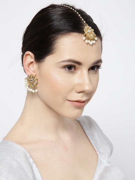 White Gold-Plated Handcrafted Stone-Studded Jewellery Set