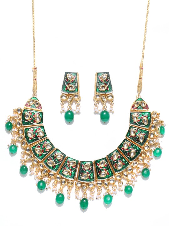 Green & Gold-Toned Handcrafted Kundan Jewellery Set