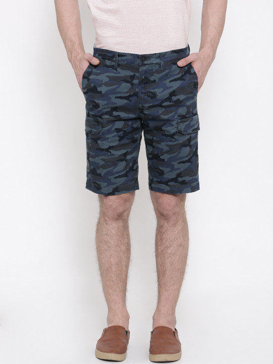 Men Blue Printed Regular Fit Cargo Shorts 30