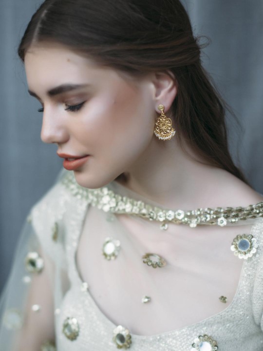 Gold-Toned & Off-White Floral Handcrafted Jhumkas