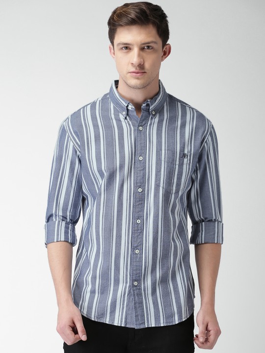 Men Blue & White Regular Fit Striped Casual Shirt
