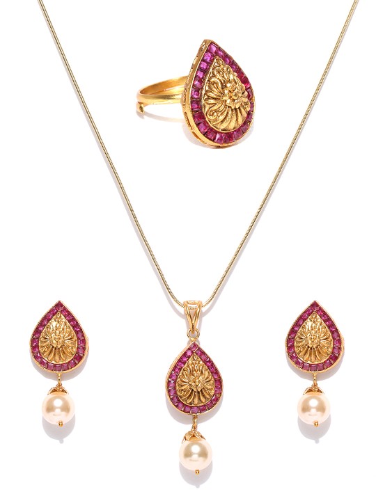 Gold-Toned & Pink Stone-Studded Jewellery Set
