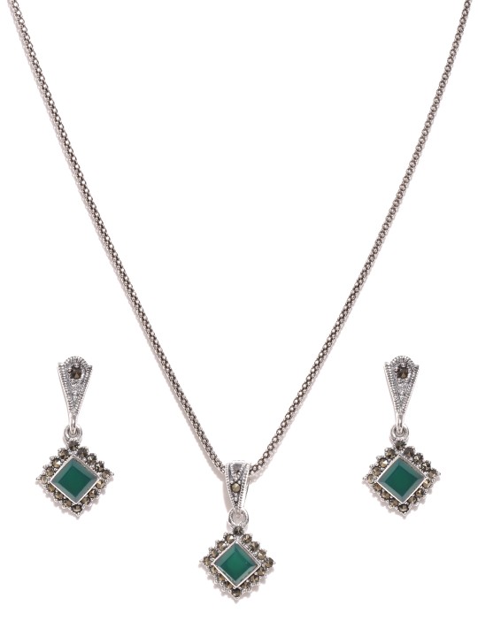 Oxidised Silver-Toned & Green Stone-Studded Jewellery Set