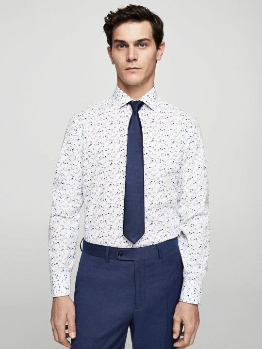 White & Blue Regular Fit Printed Formal Shirt 34