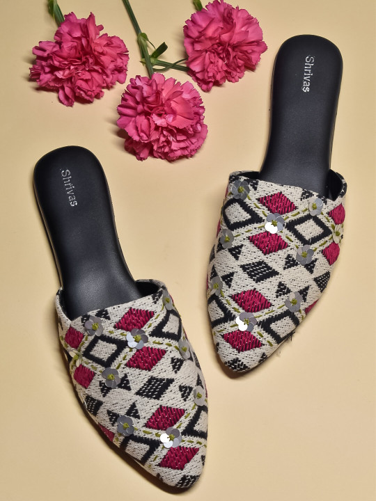 SHRIVAS BY ARCHITA MEHTA Margot Embellished Mules